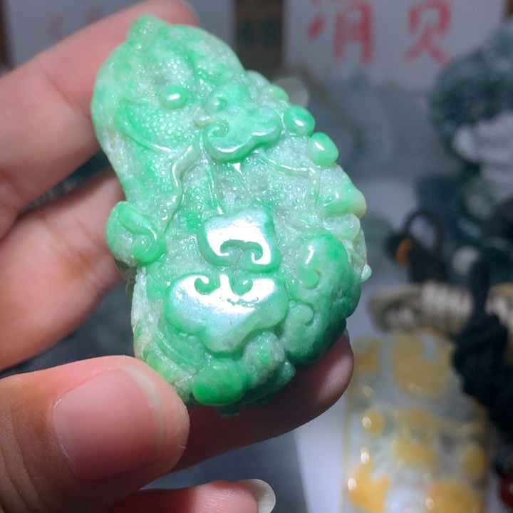 翡翠颈饰未镶嵌保真天然A货翡翠