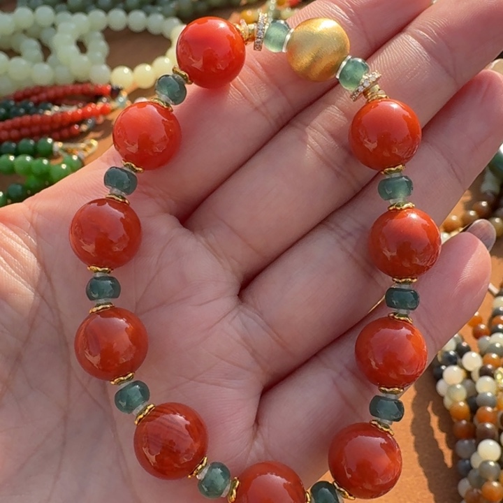 南红玛瑙未镶嵌颈饰