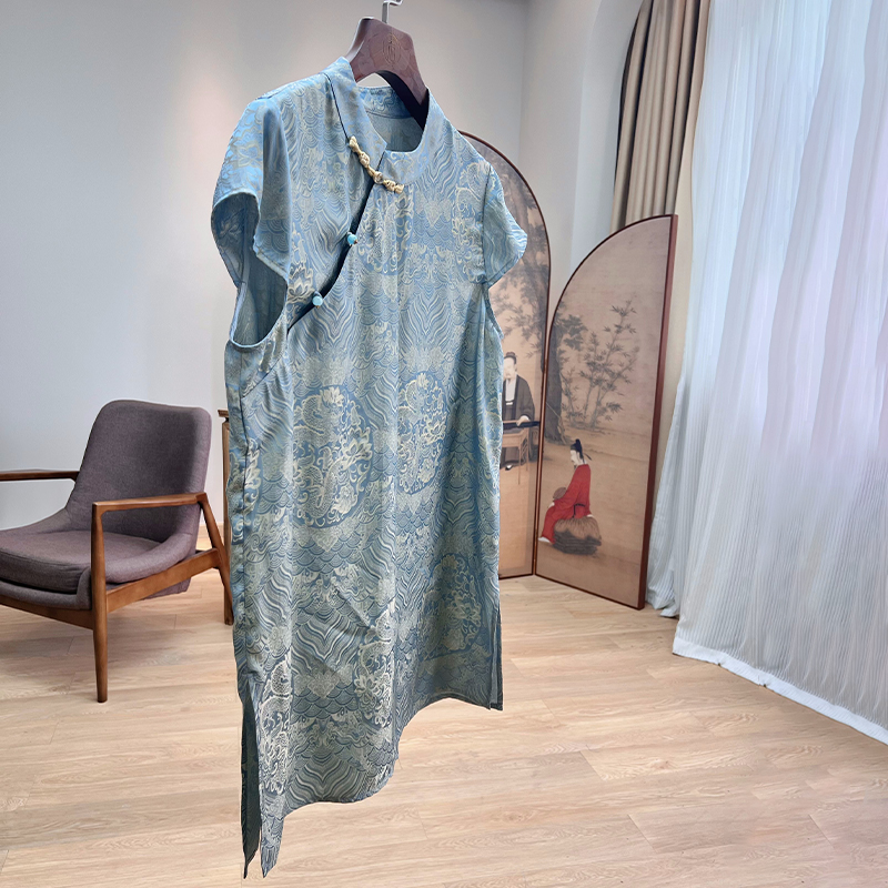 拉贝碧【买一送一】海水江崖新中式桑蚕丝提花立领旗袍上衣奥黛款