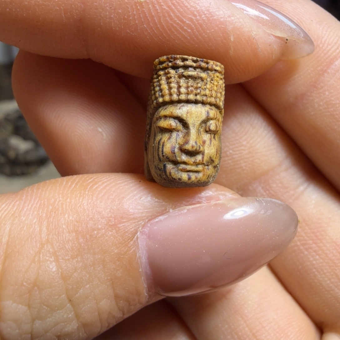 沉香碎屑沉香佛头1