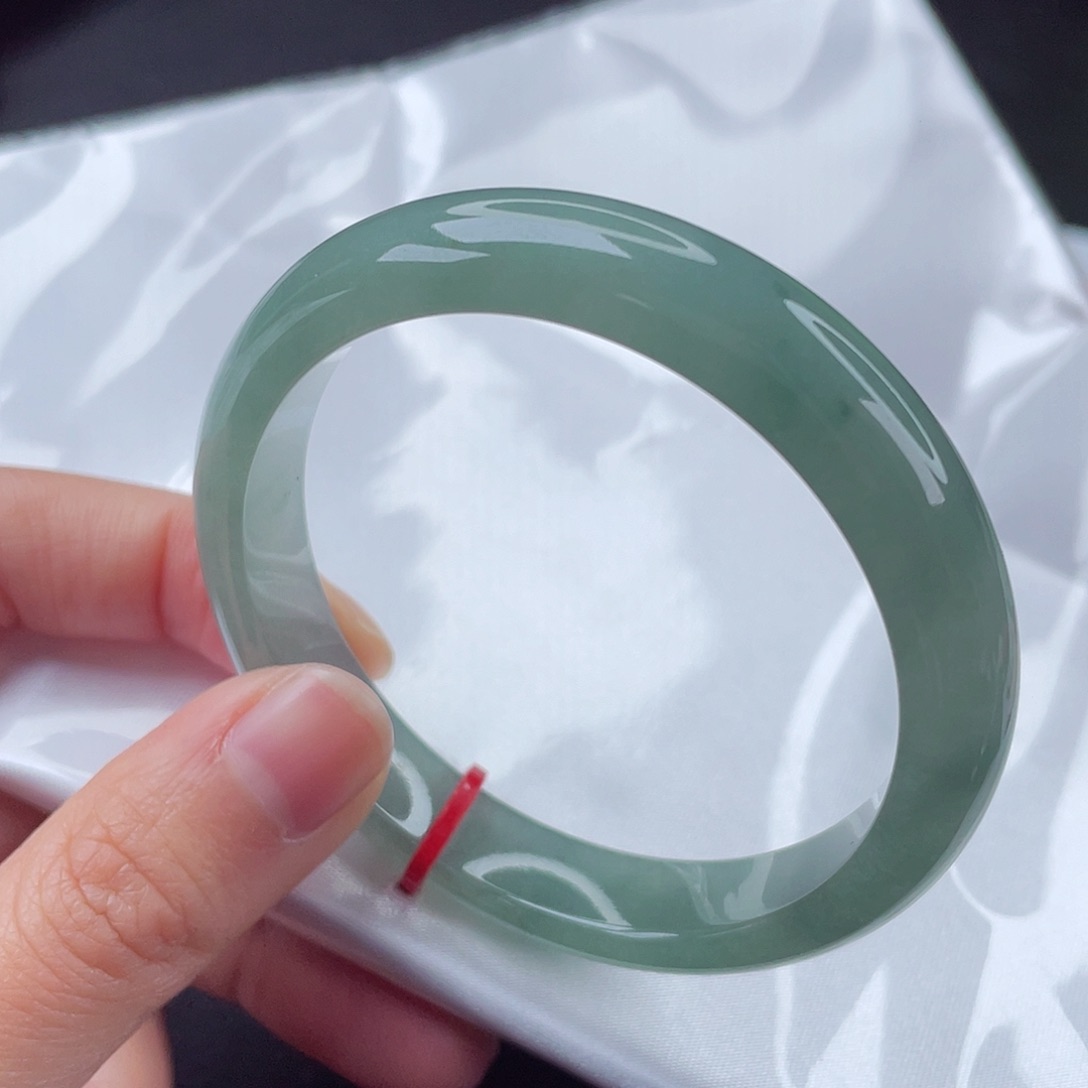 翡翠手镯未镶嵌53.8圈