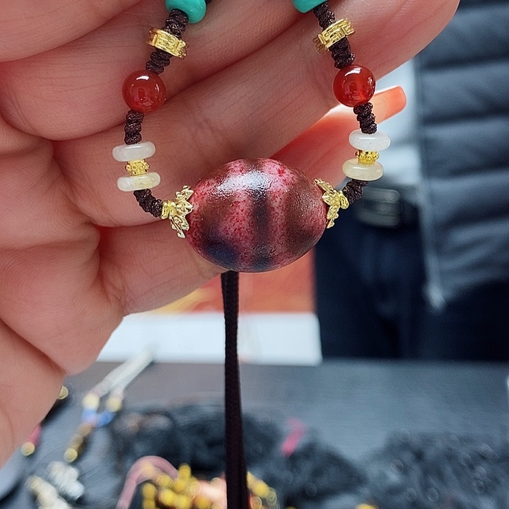 玛瑙/玉髓颈饰合金