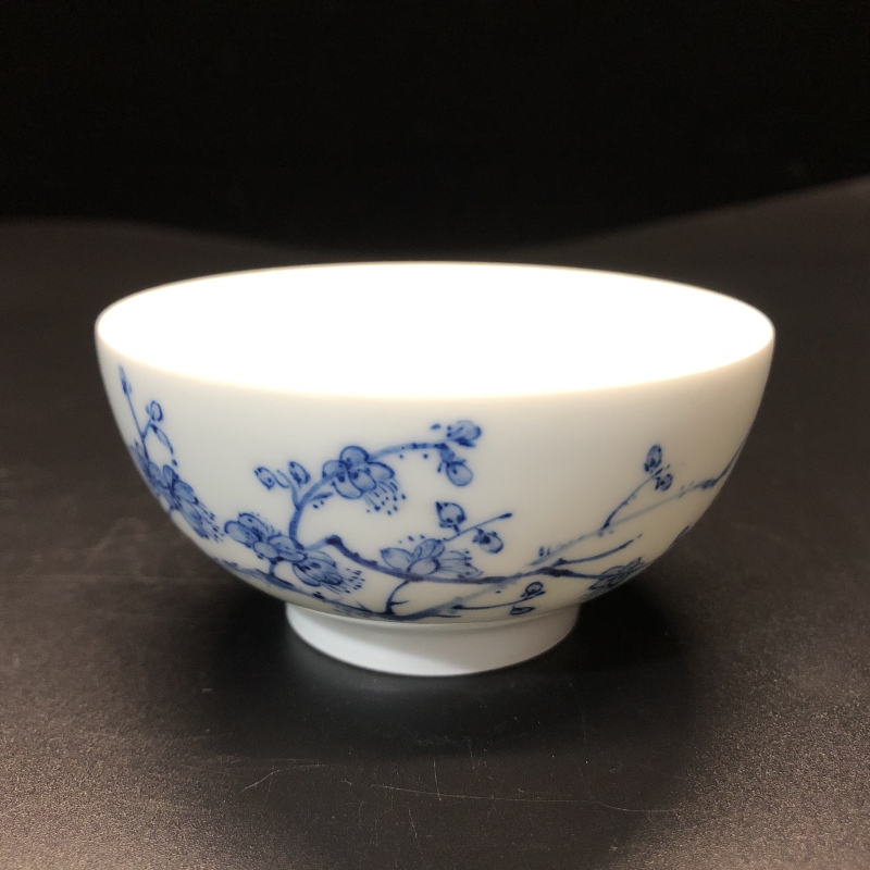 12.23/N100060/00889/小张青花/梅花鸡心杯/口径8.6/高4.4/90cc