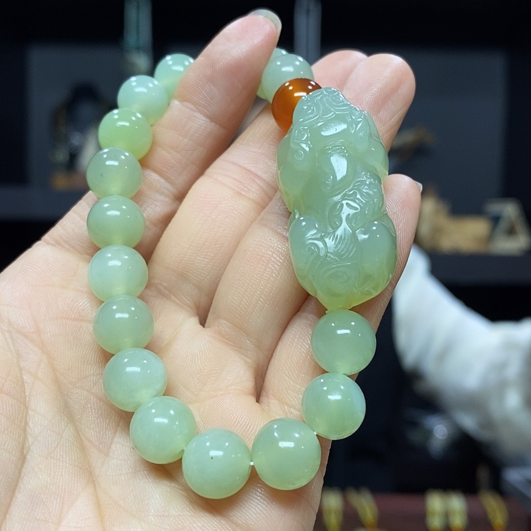 岫玉挂件吊坠手链未镶嵌