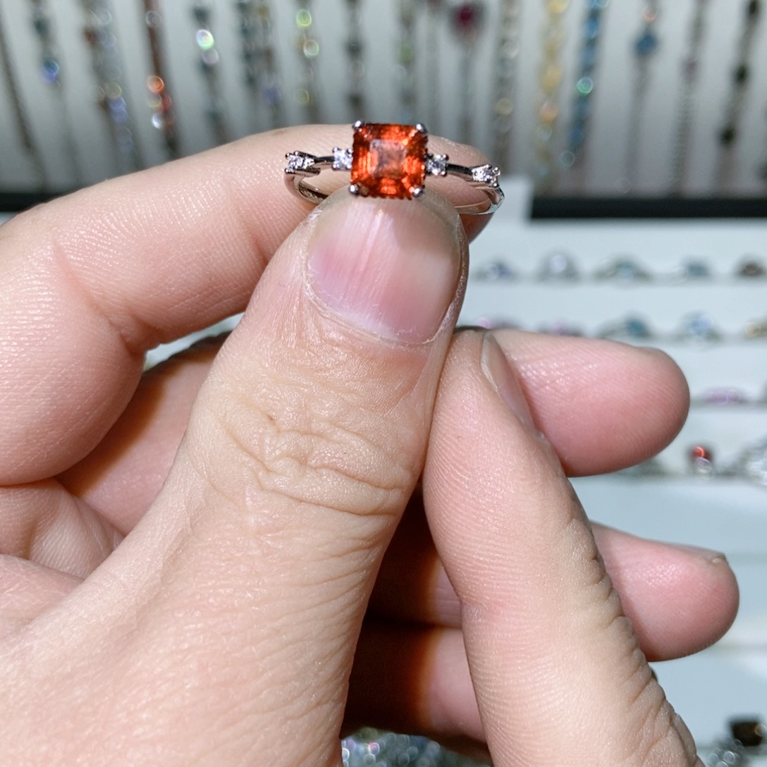 绿水晶戒指银S925镶嵌