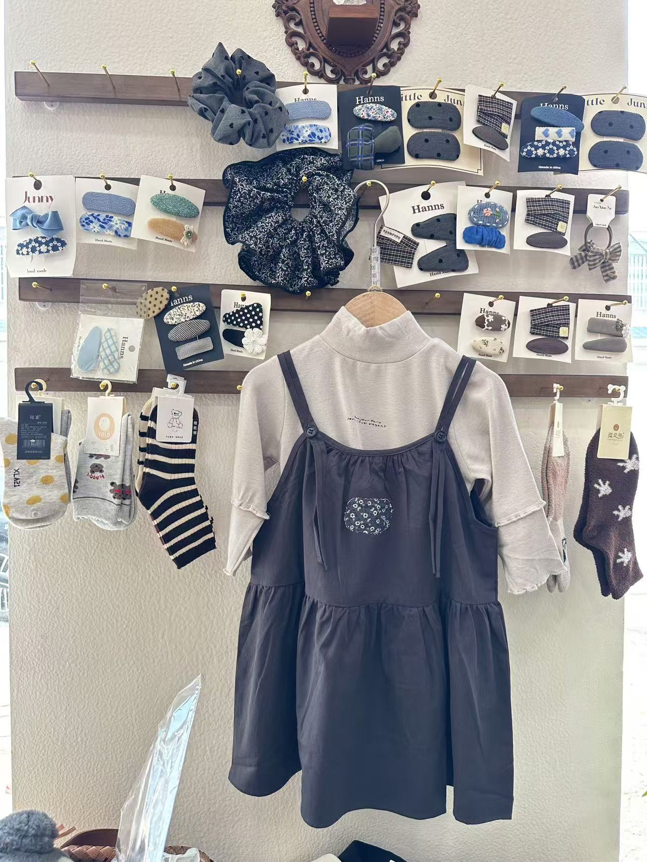 洋气韩版T恤卡通动漫宽松时尚秋季常规男女通用B类休闲百搭