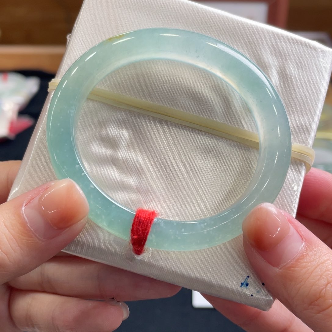 翡翠手镯未镶嵌51.5 贵妃