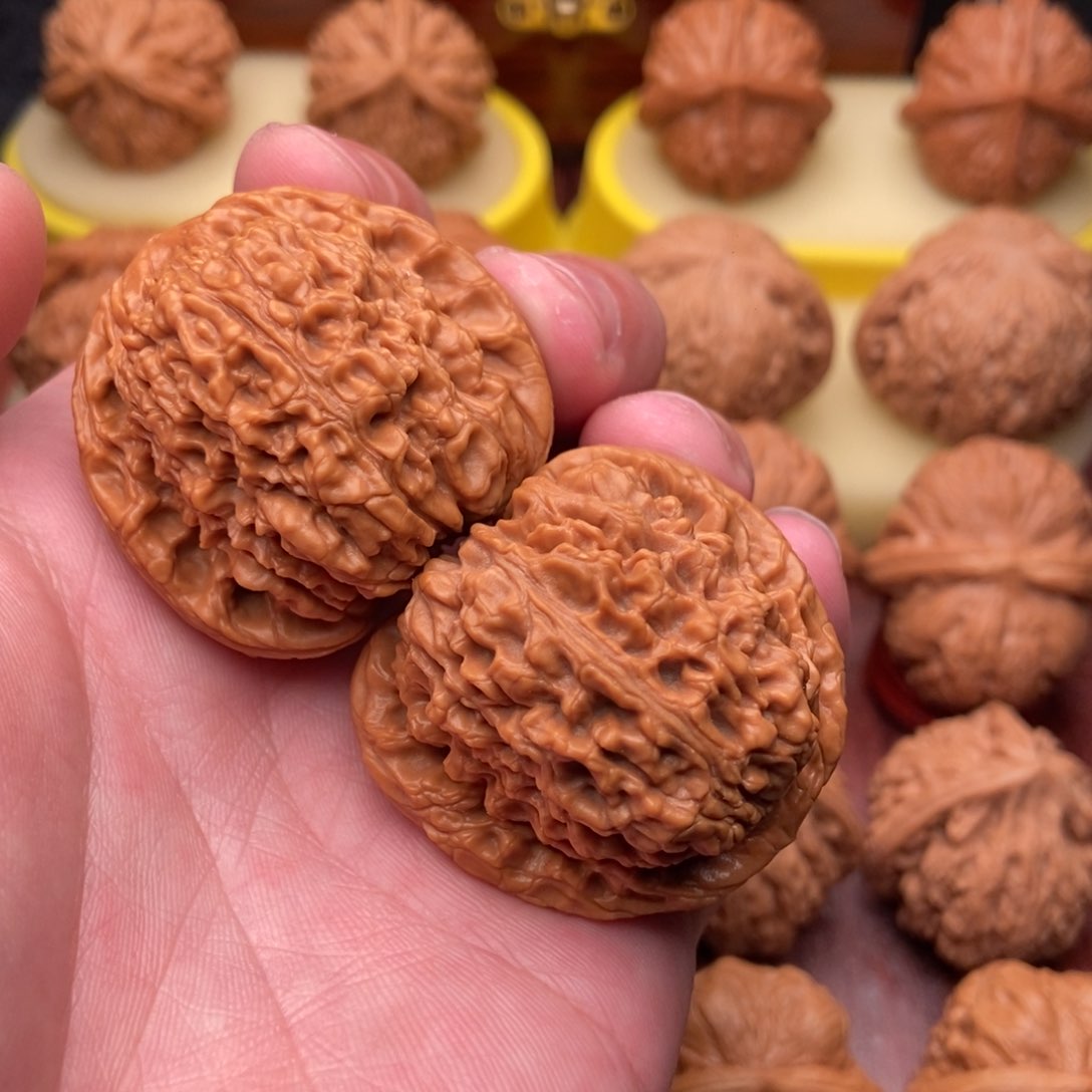 桃核把件征***！炮弹南疆石40