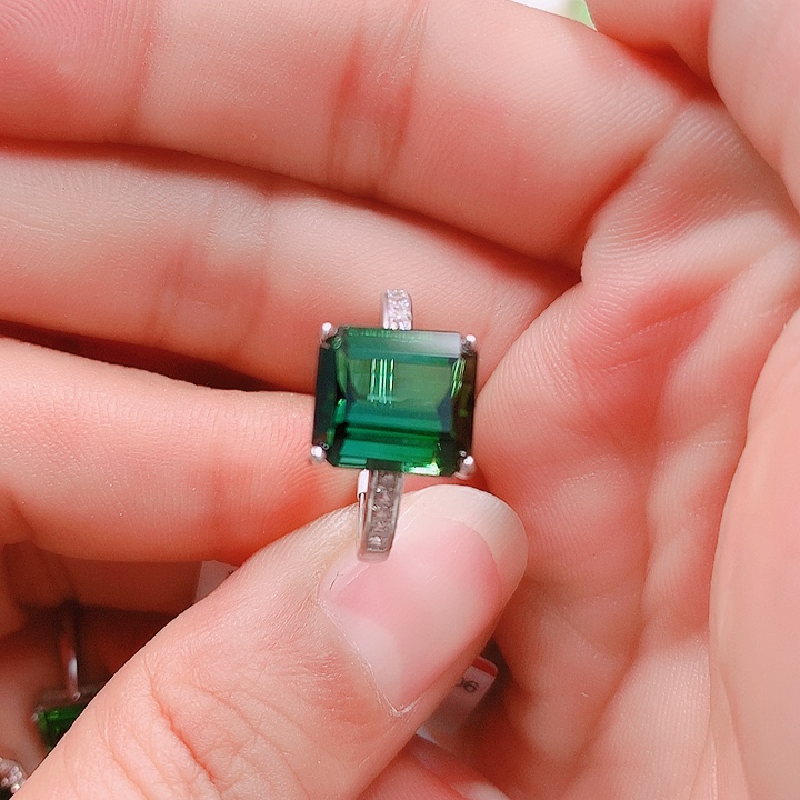 碧玺戒指银S925镶嵌9.5✖️10.4