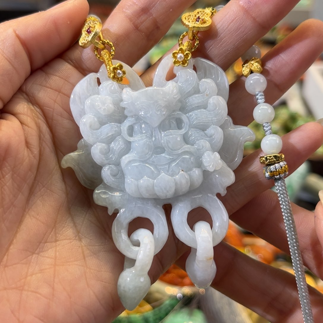 翡翠颈饰未镶嵌待编款