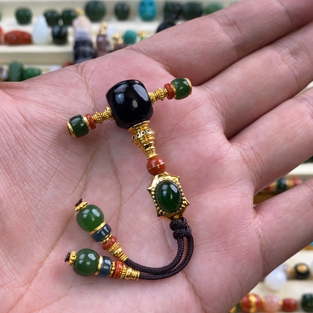 和田玉颈饰18K金镶嵌