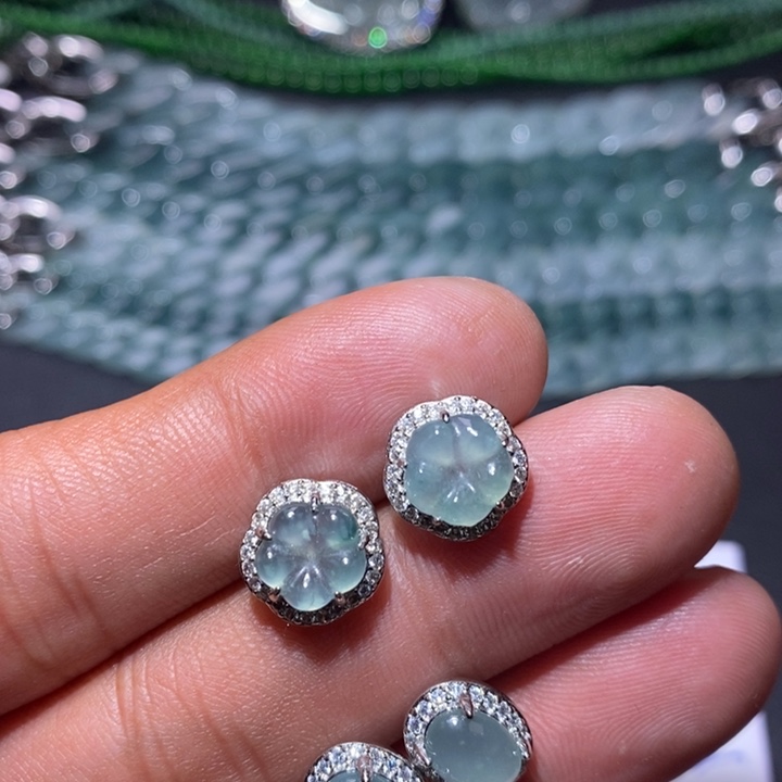 翡翠未镶嵌颈饰天然翡翠