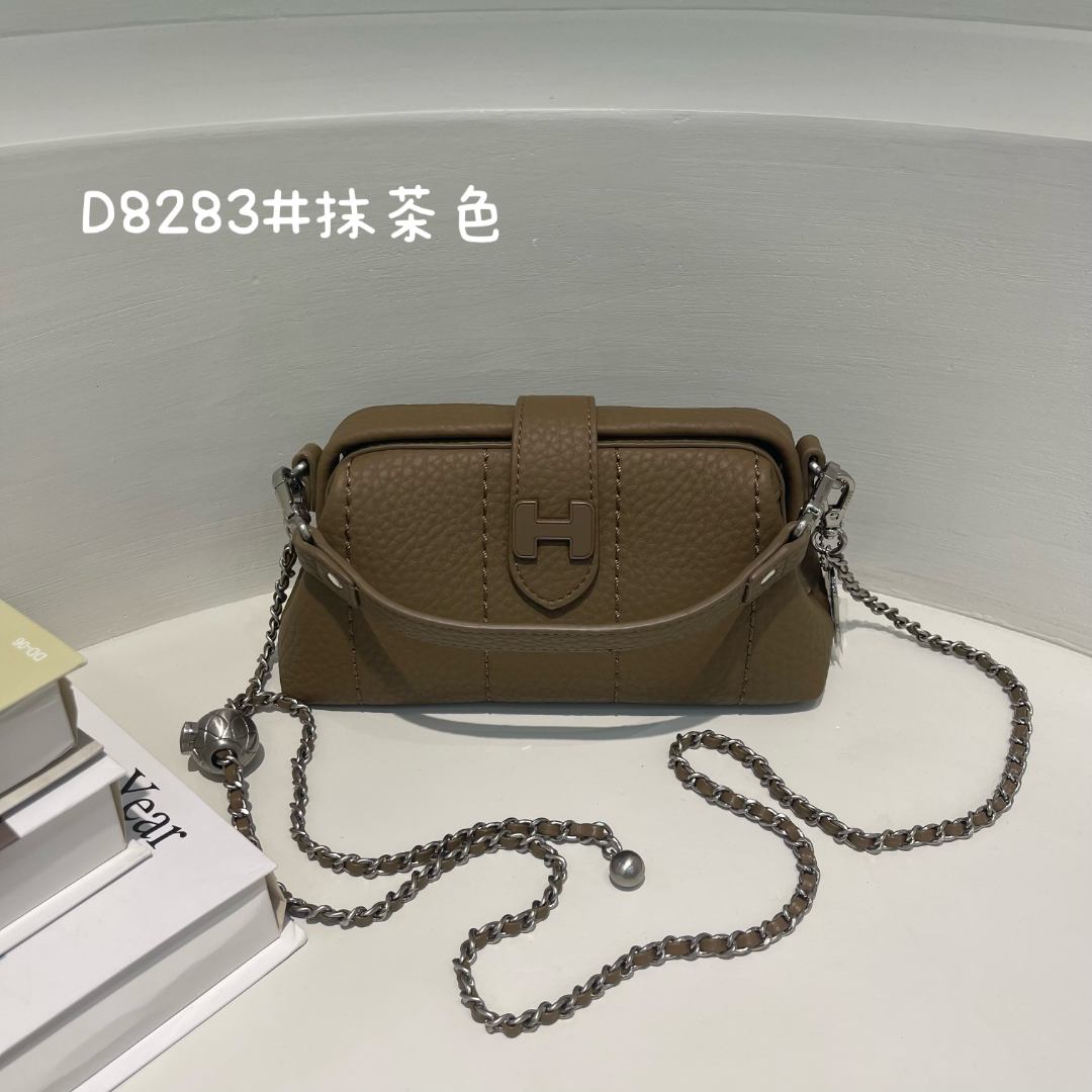 BSS-VAZSLVE/原创设计ZT-D8283-抹茶色 春季新款轻奢小包