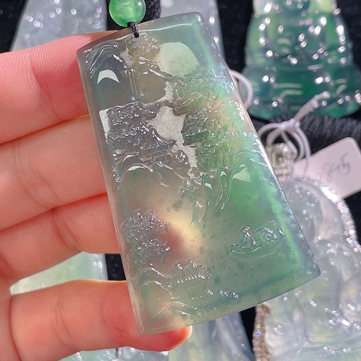 翡翠颈饰未镶嵌57，