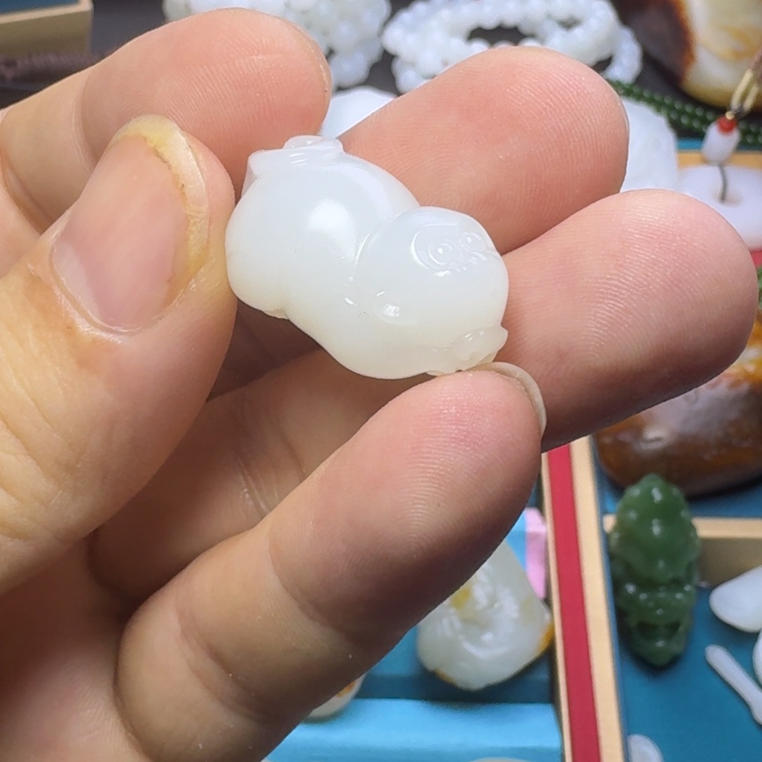 和田玉挂件未镶嵌