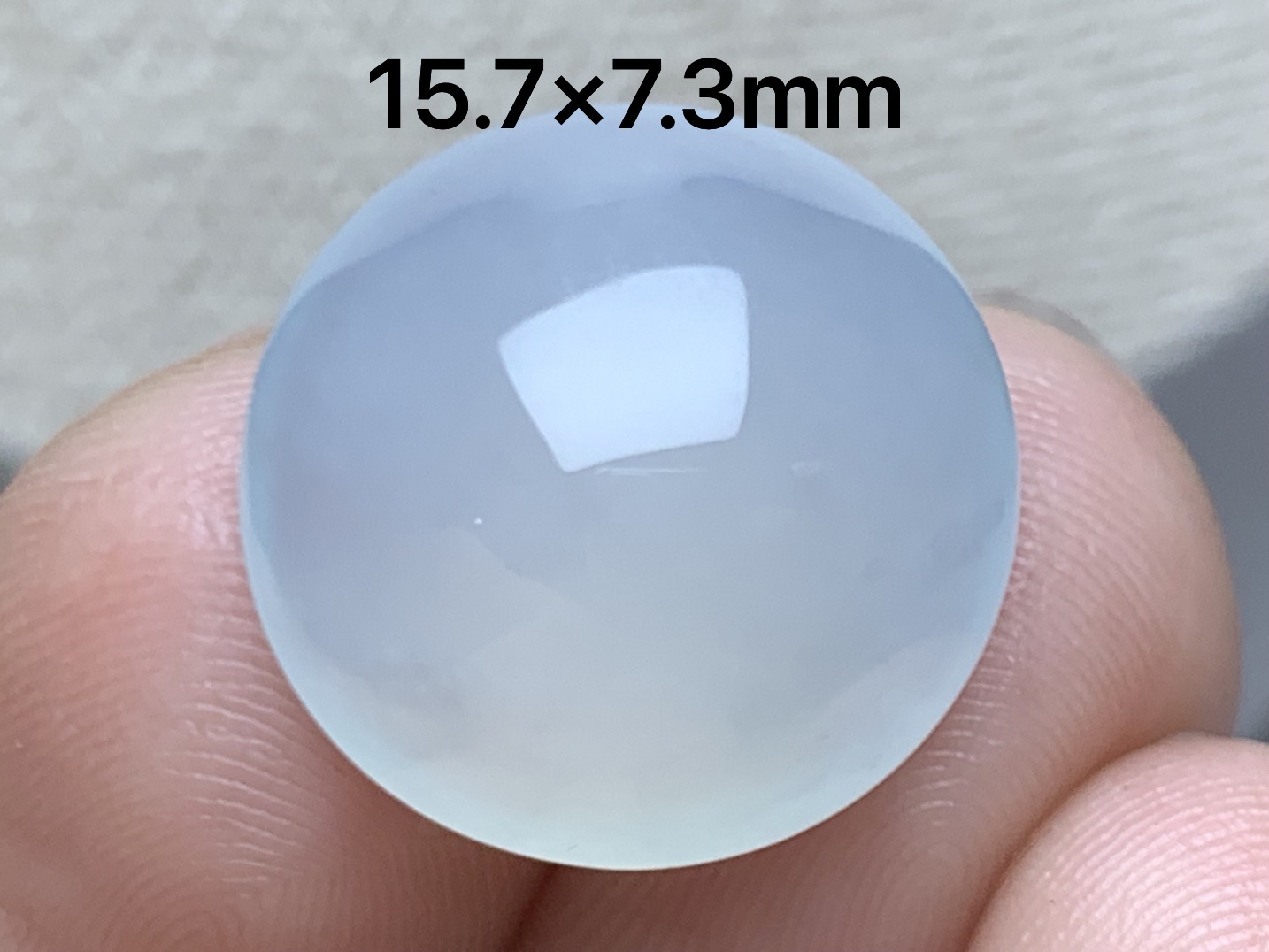 缅甸A货翡翠，冰种大蛋面，做吊坠，种老水润，胶感十足，