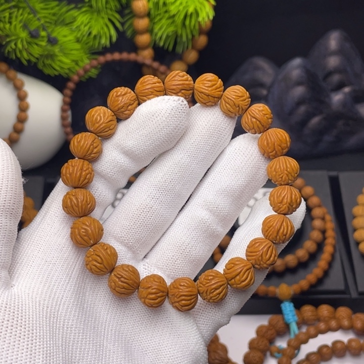 *****吊坠桃核小金豆11