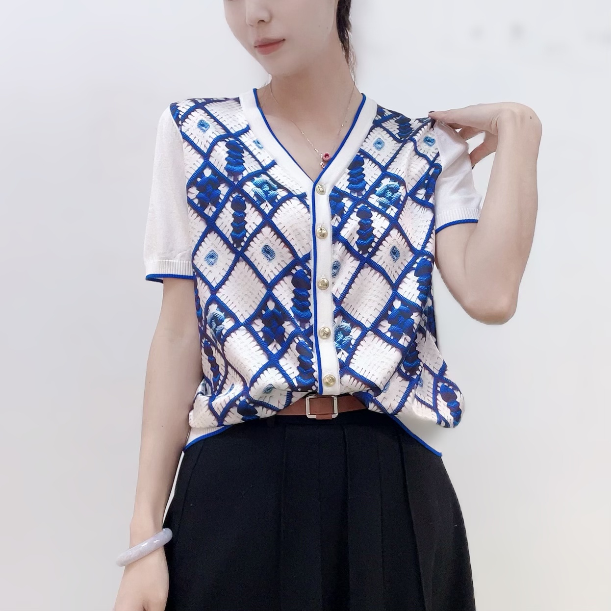 SS 25014【蓝织浪漫】2025夏3D编织印花桑蚕丝拼接短袖