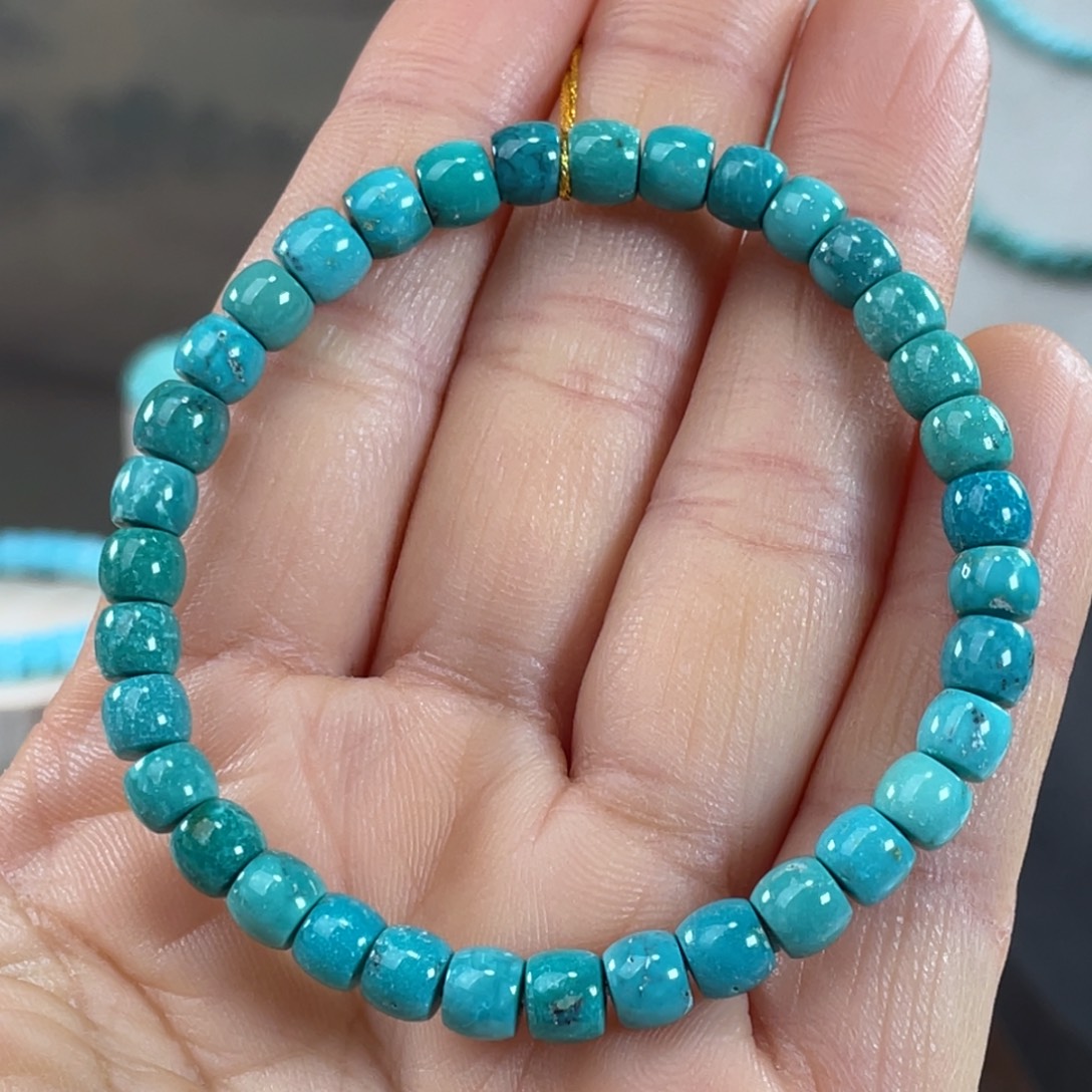 绿松石未镶嵌套链玉化直切