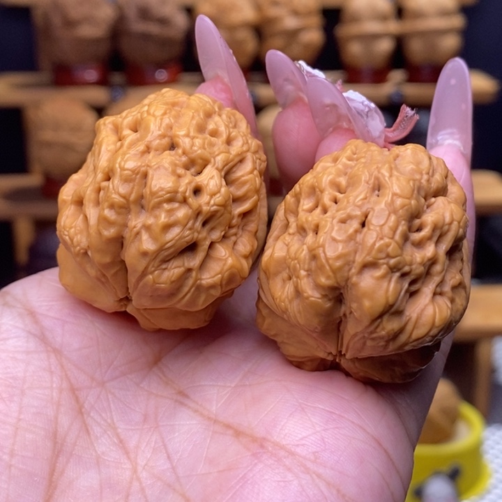 文玩核桃把件灭霸14号39尺