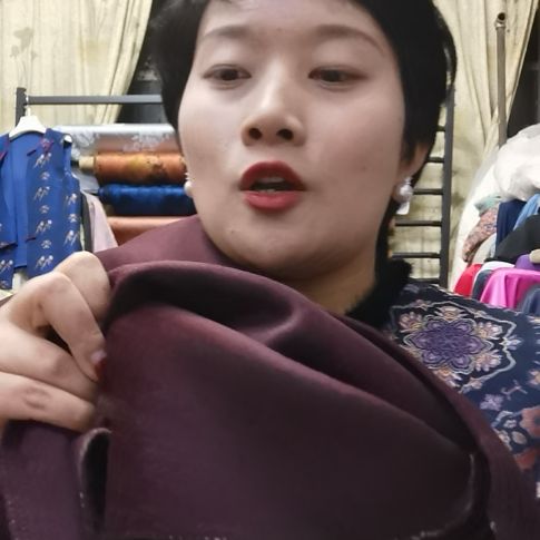 蚕丝3米单面羊绒酱紫红布料