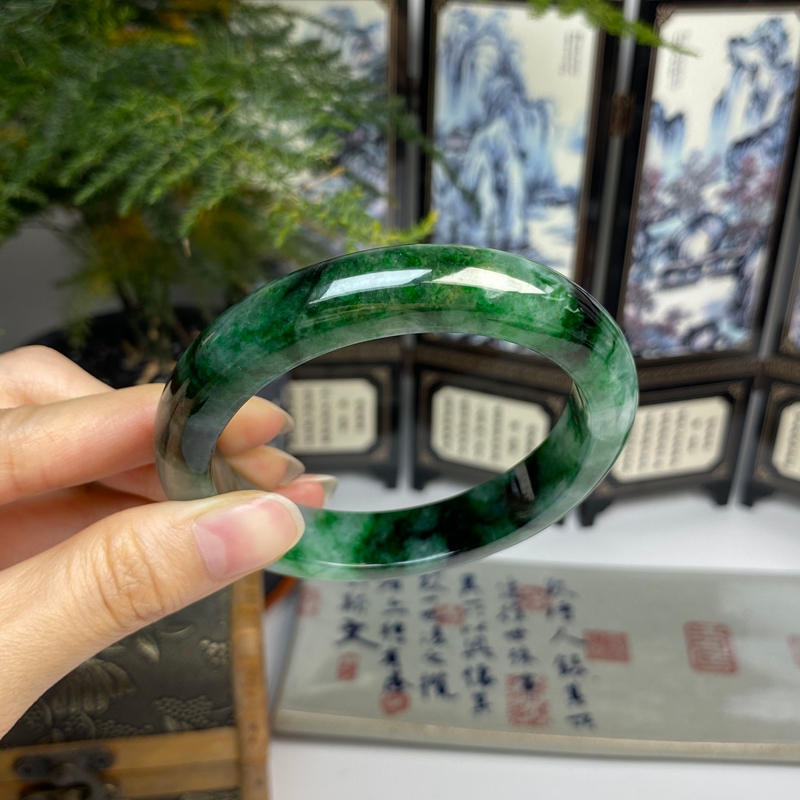 60.7大圈口 老坑种起冰藓加绿辣色复古正圈手镯天然翡翠A货手镯