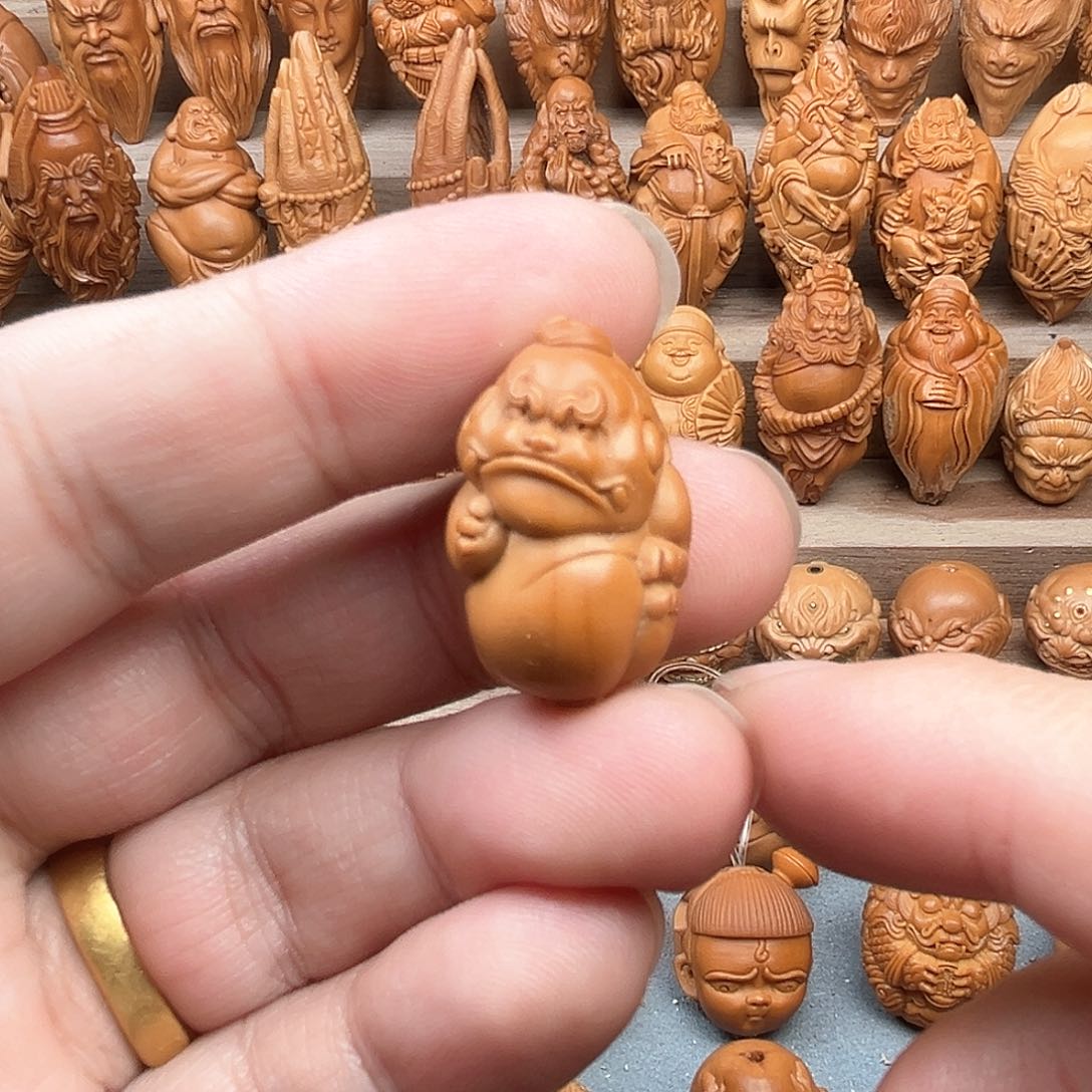 橄榄核吊坠17貔恘福利