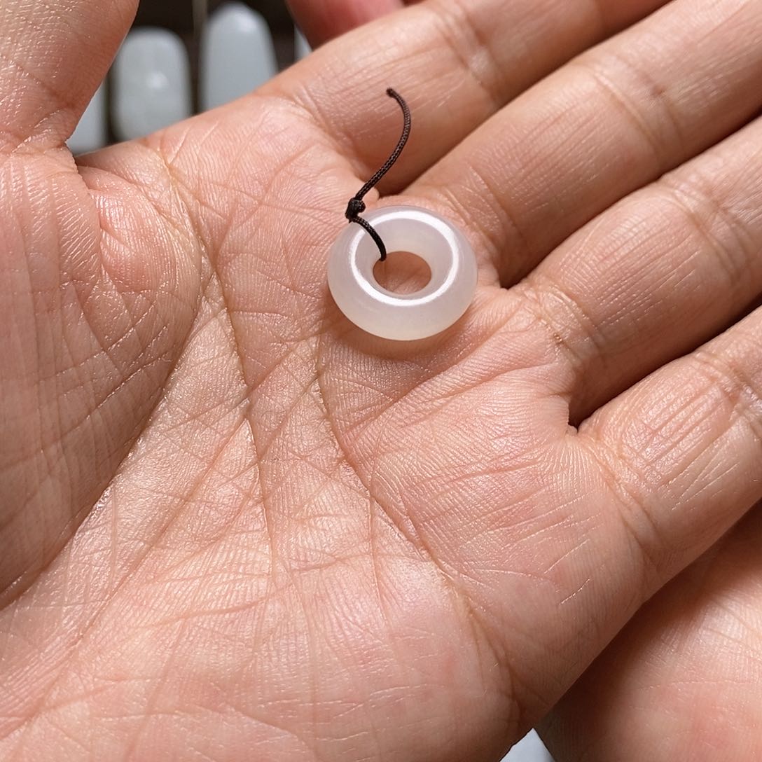 和田玉挂件未镶嵌八*