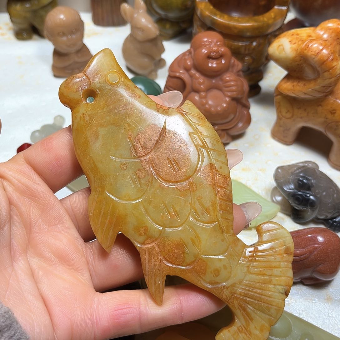 白玉菩提吊坠白玉菩提吊坠