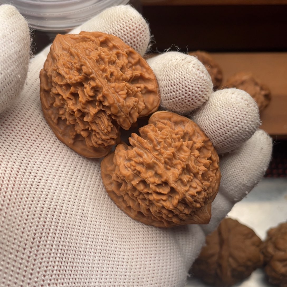 文玩核桃吊坠满天星