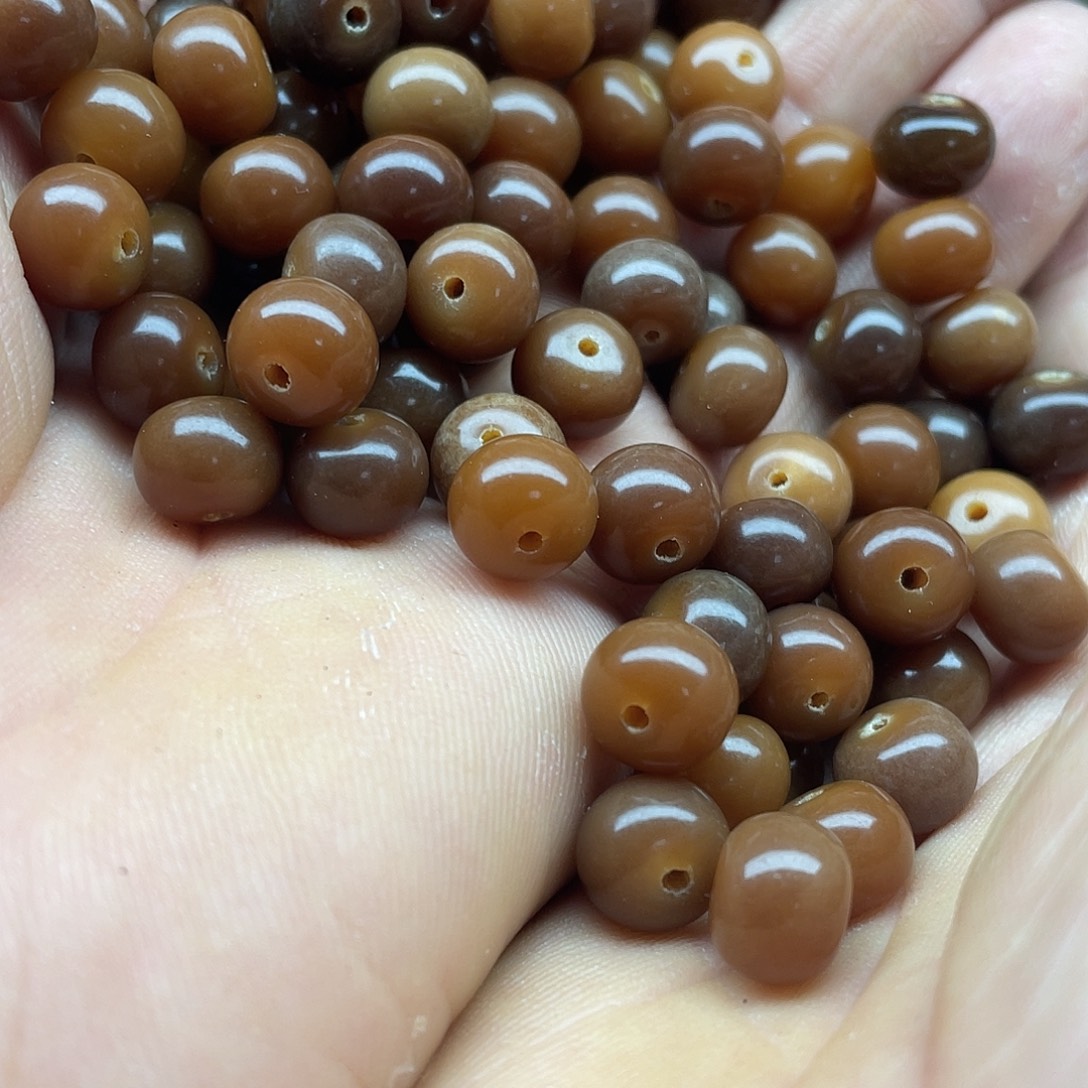 白玉菩提吊坠9、7巧克力苹果100颗➕灯牌宠100颗