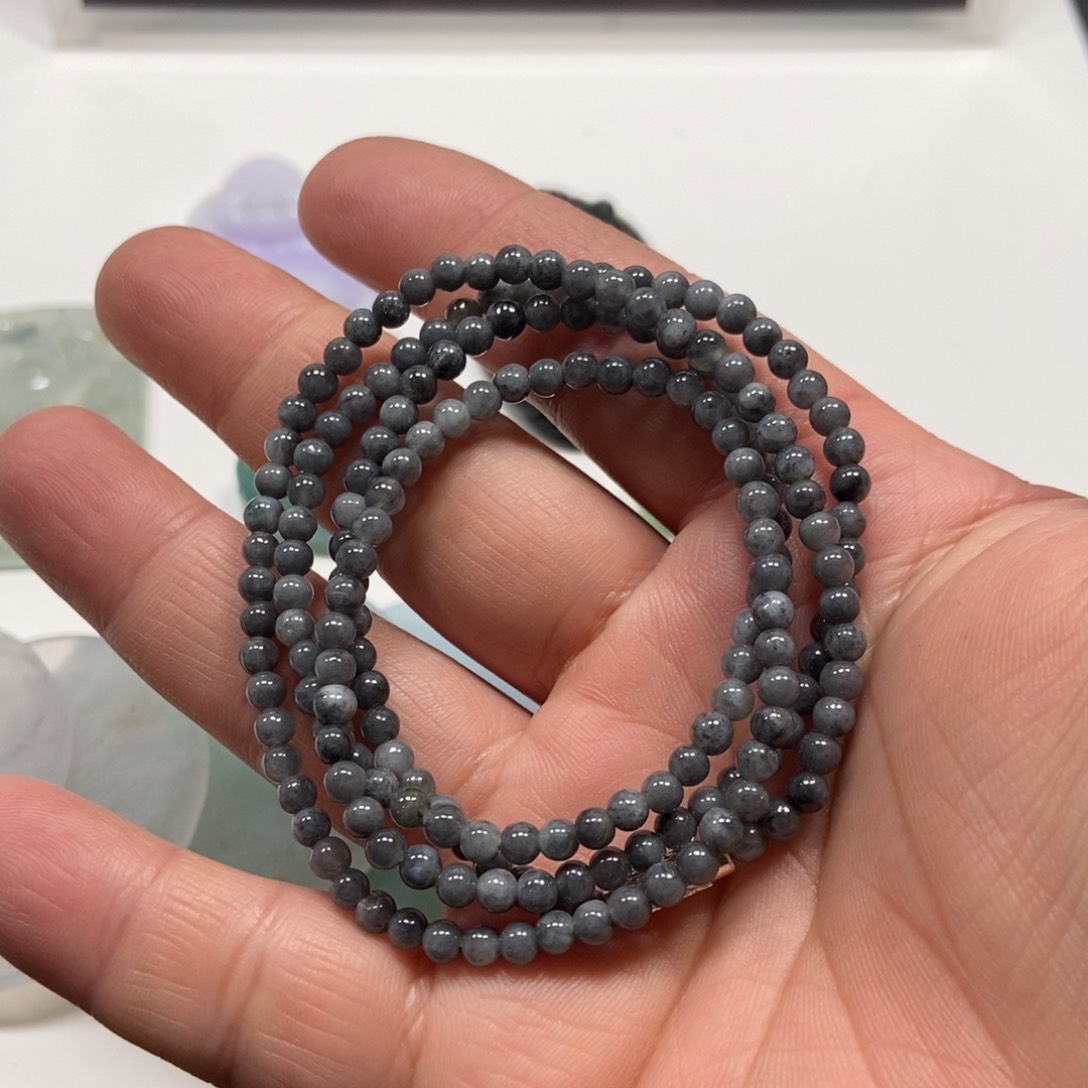 翡翠手链未镶嵌翡翠