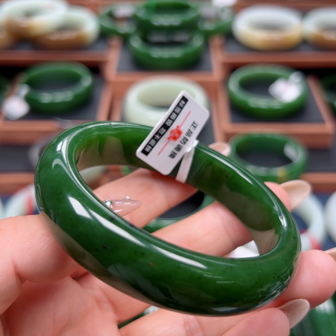 未镶嵌手镯和田玉（碧玉）蜀**雨5758圈口