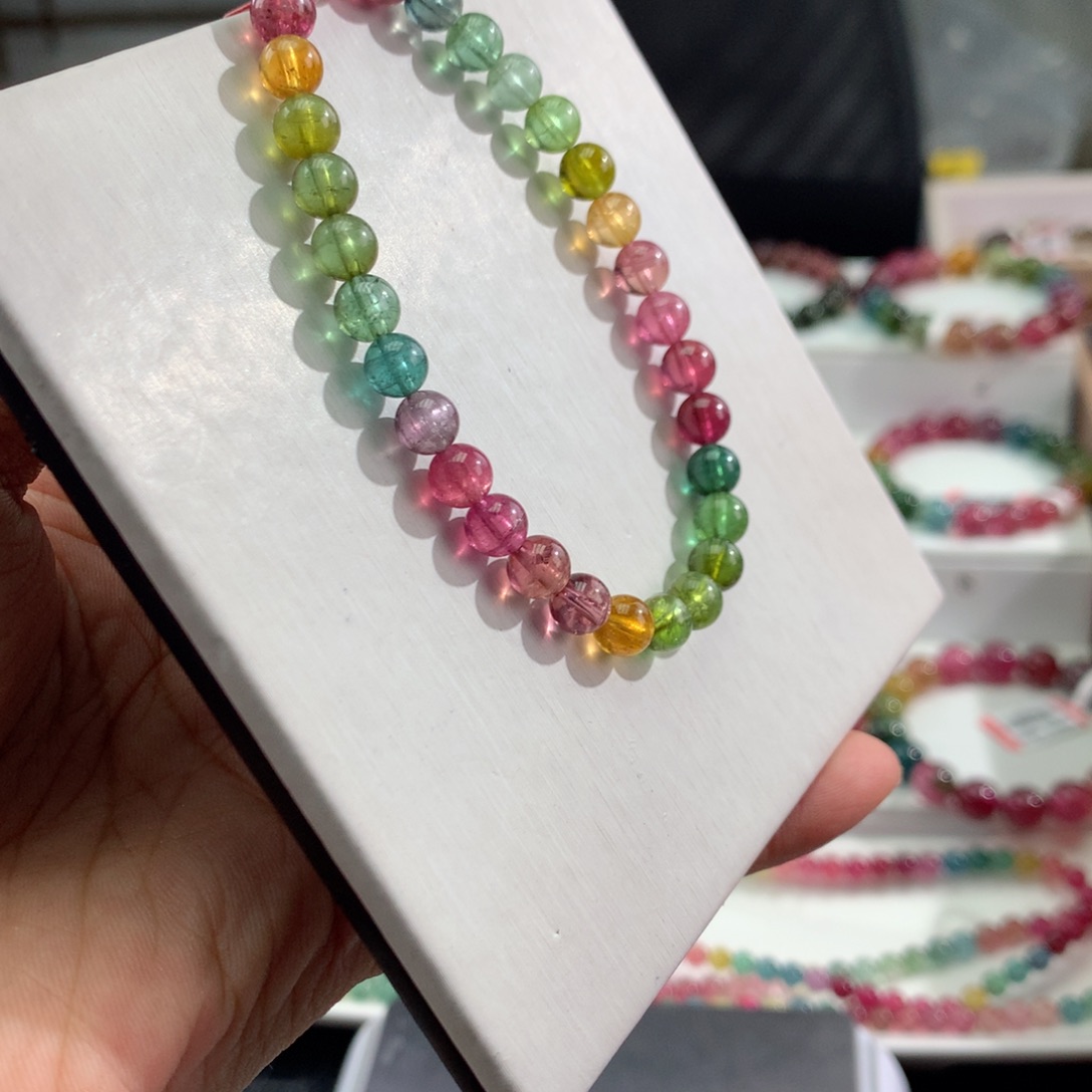 碧玺手链未镶嵌        6.3mm。   