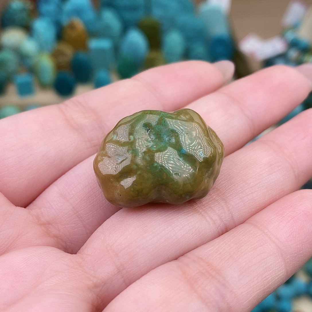 绿松石珠宝奇石未镶嵌