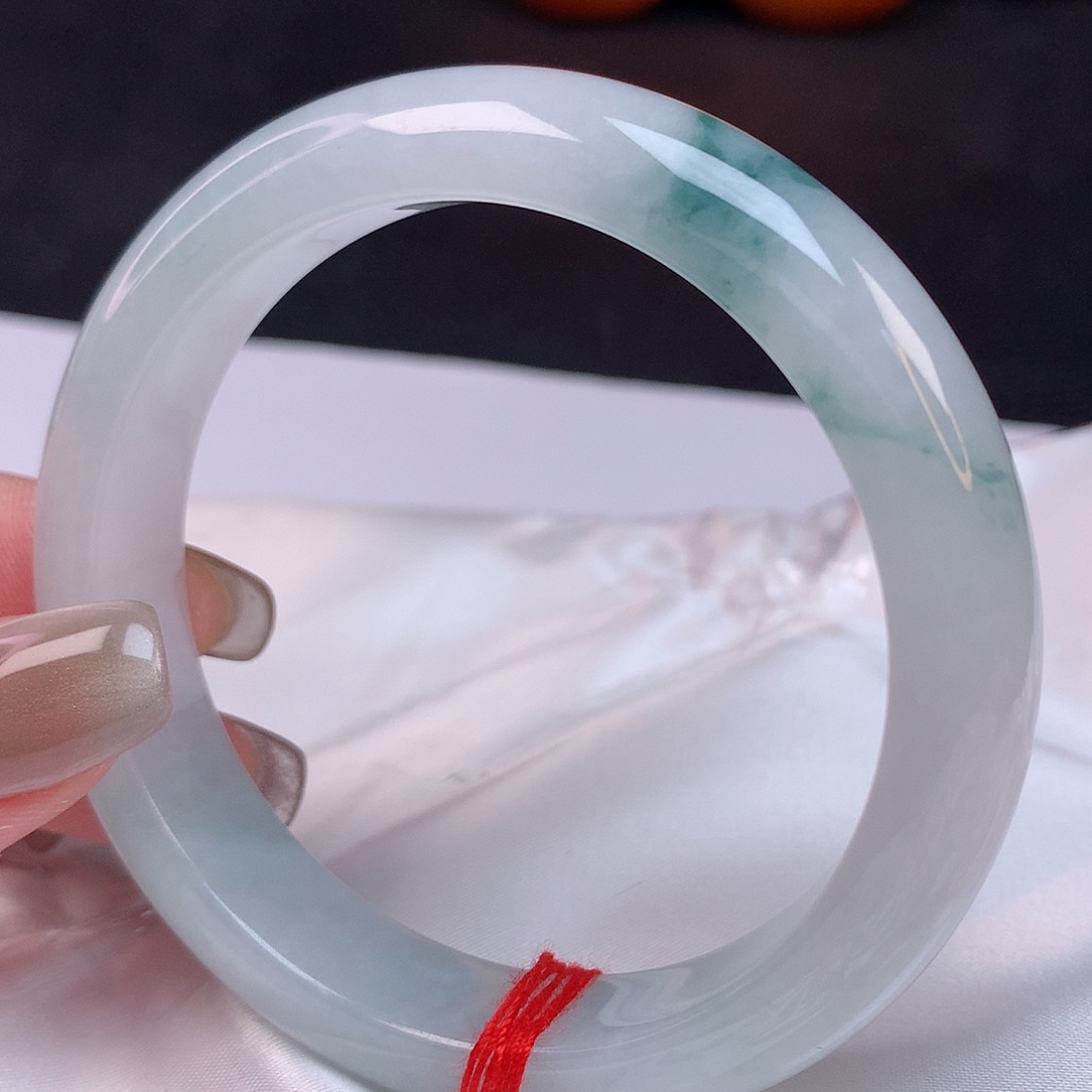 翡翠手镯未镶嵌57 翡翠手镯