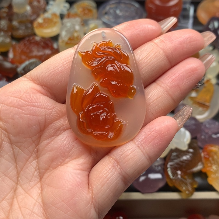 玛瑙/玉髓颈饰未镶嵌