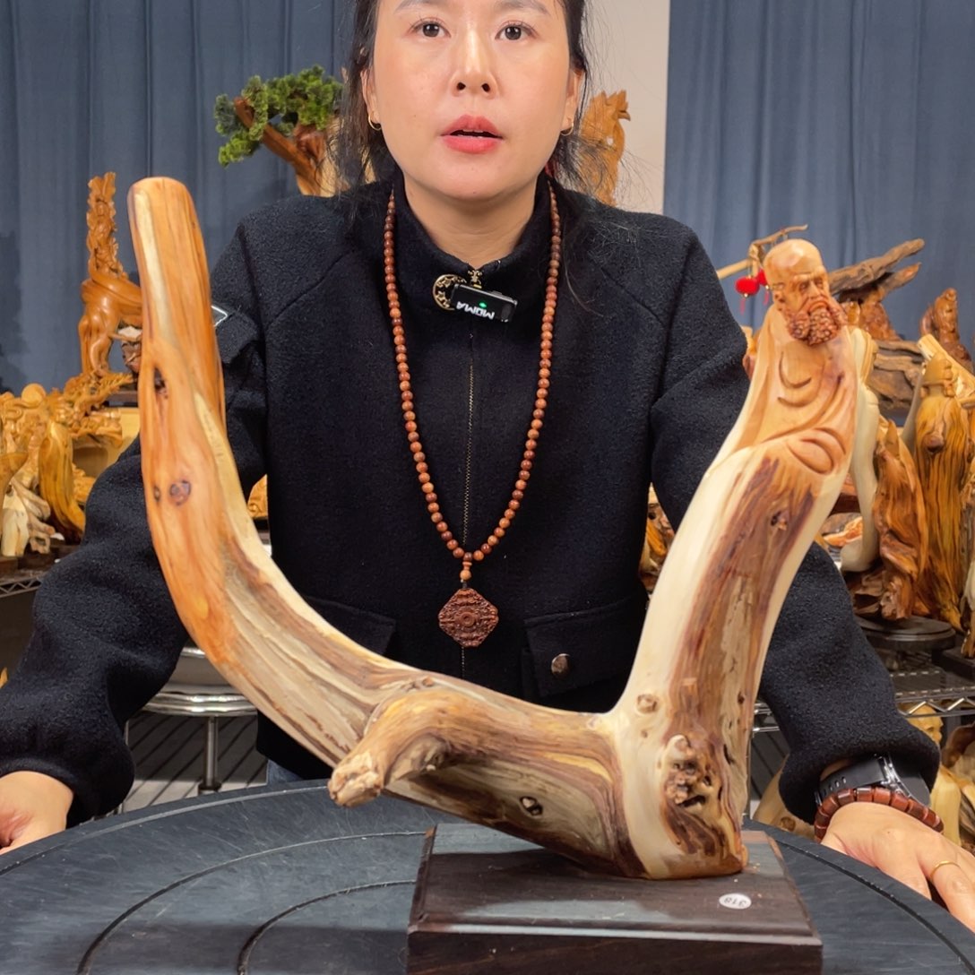 柏木（崖柏）随型摆件