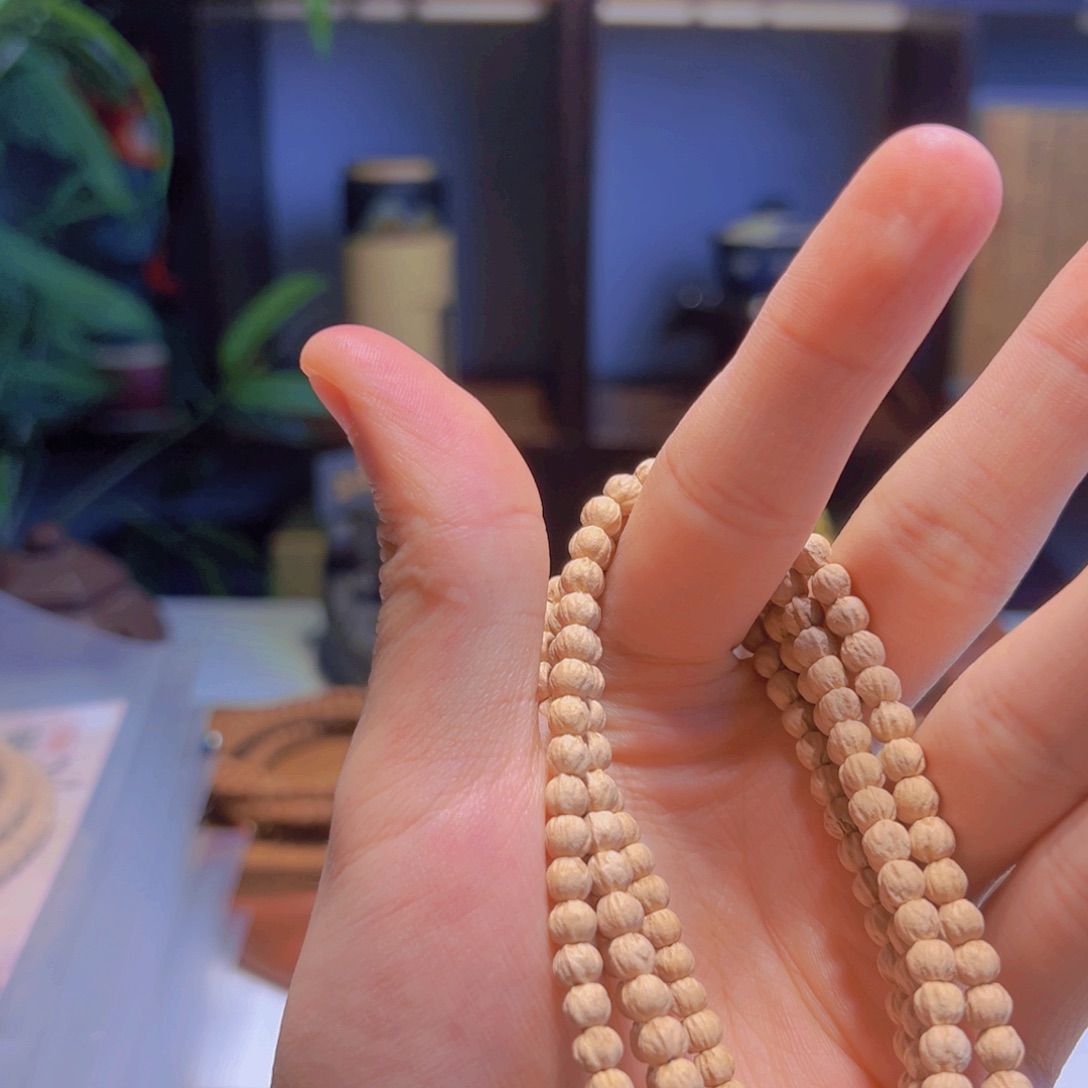 ￴***￴吊坠柏香籽/百香籽