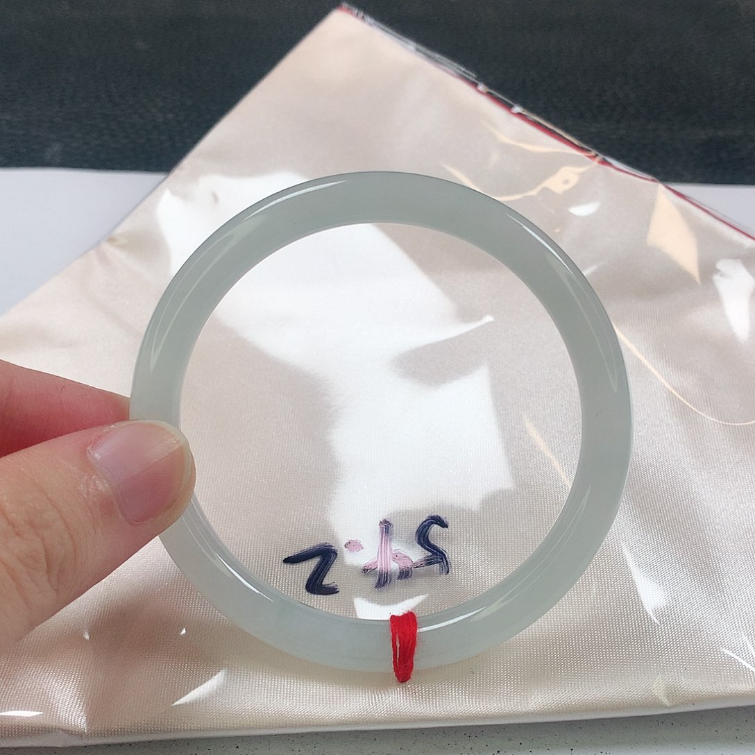 未镶嵌手镯（圆镯）翡翠369