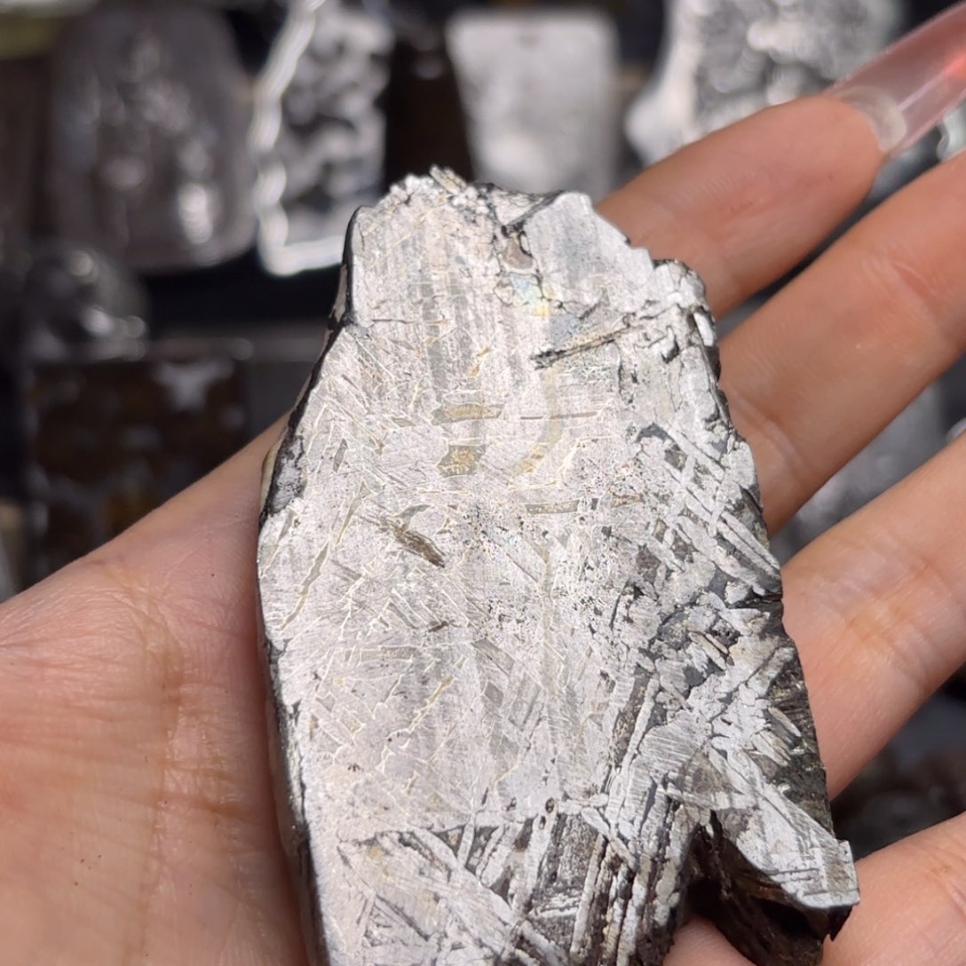 万***源无铁合金新疆阿勒泰铁陨