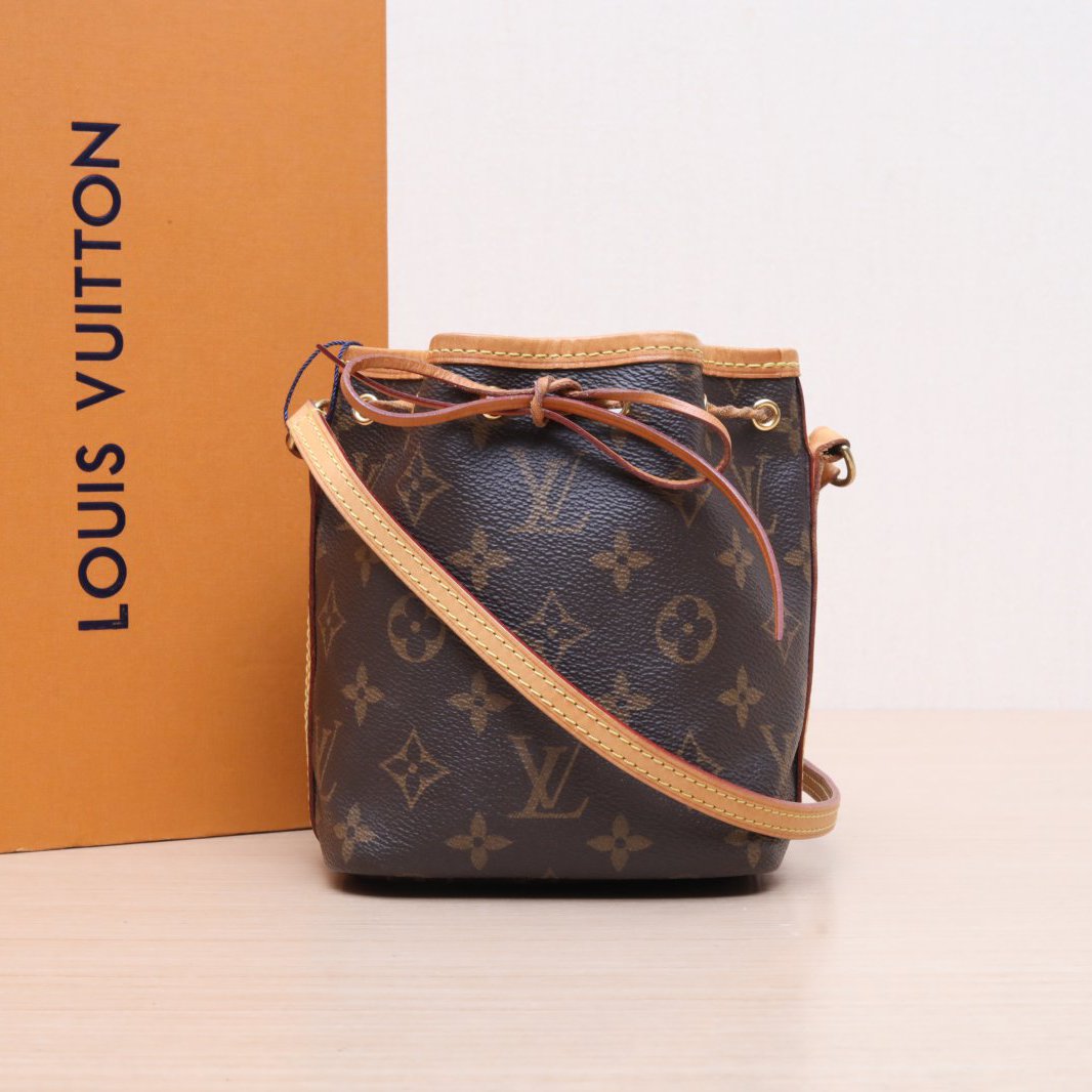 95新 LouisVuitton/路易威登 活动黑黑 水桶包 Nano 13 老花 PVC 