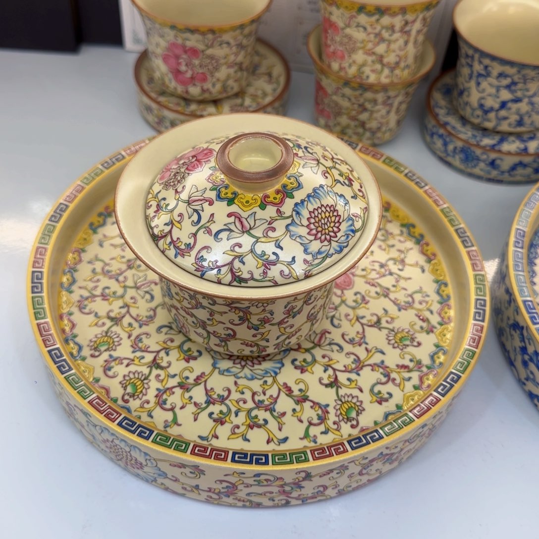 这些盖碗真好看！！！