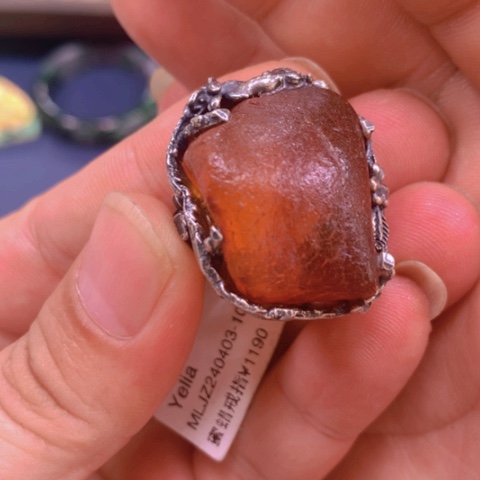 【闪购商品】琥珀戒指银S925镶嵌琥珀蜜蜡