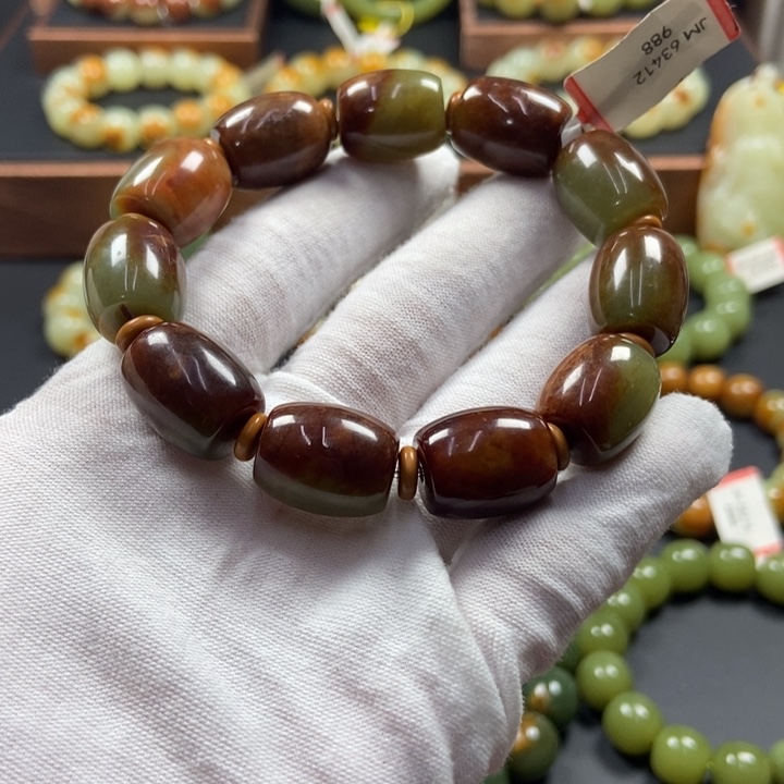 透闪石质玉未镶嵌手链