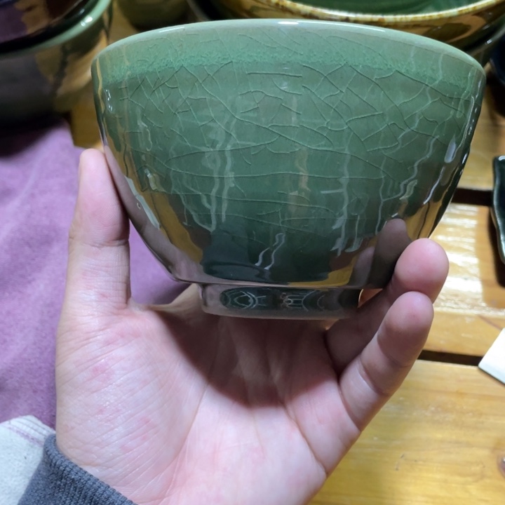 盘瓷器微瑕不退不换