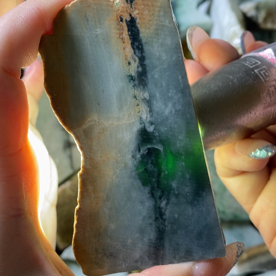 翡翠未镶嵌颈饰天然翡翠