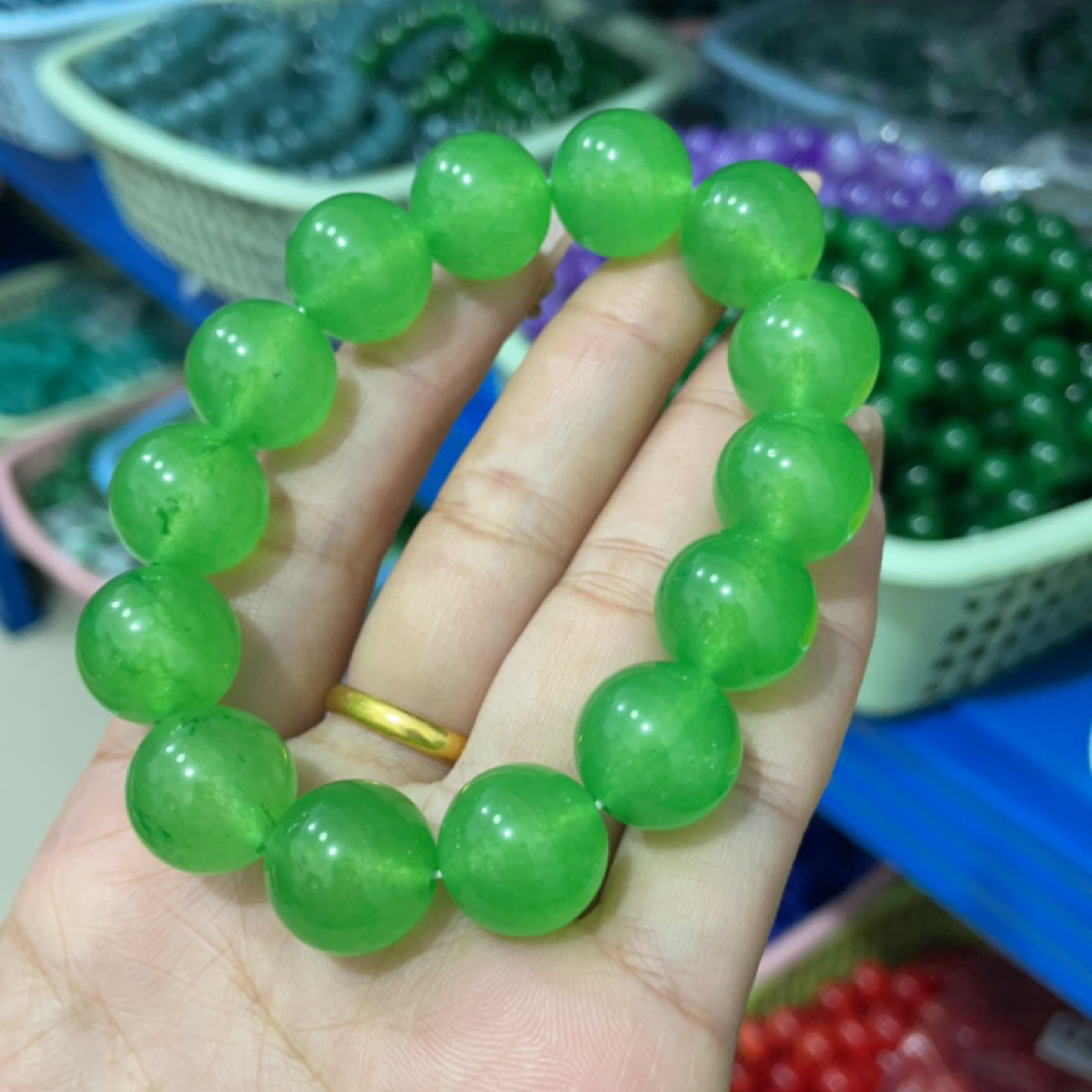   910  卡16冰绿手串