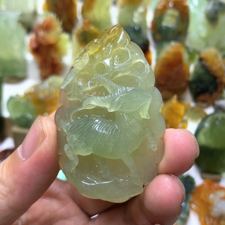 蛇纹石玉珠宝半成品未镶嵌