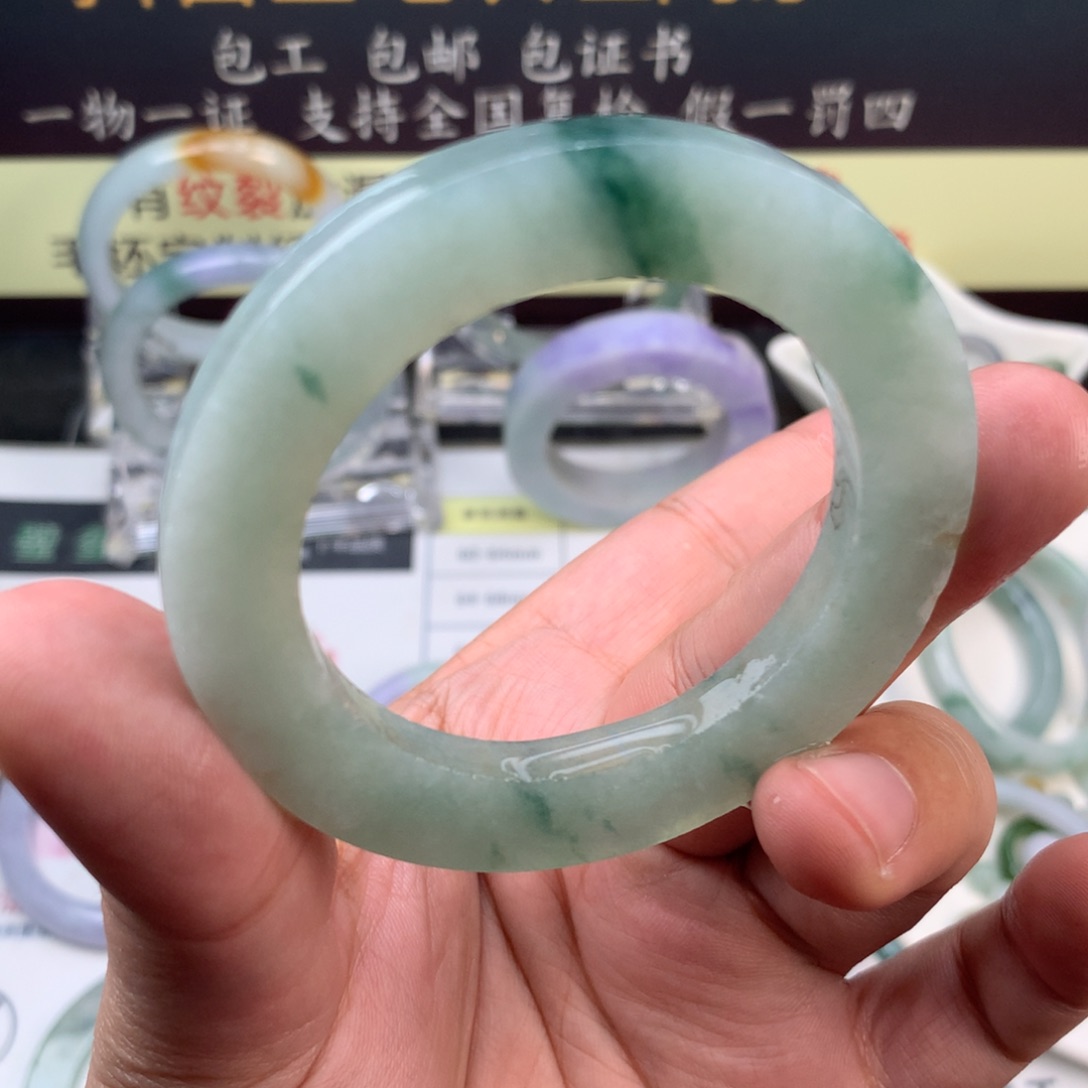 【闪购商品】未镶嵌定制翡翠兔*抛光